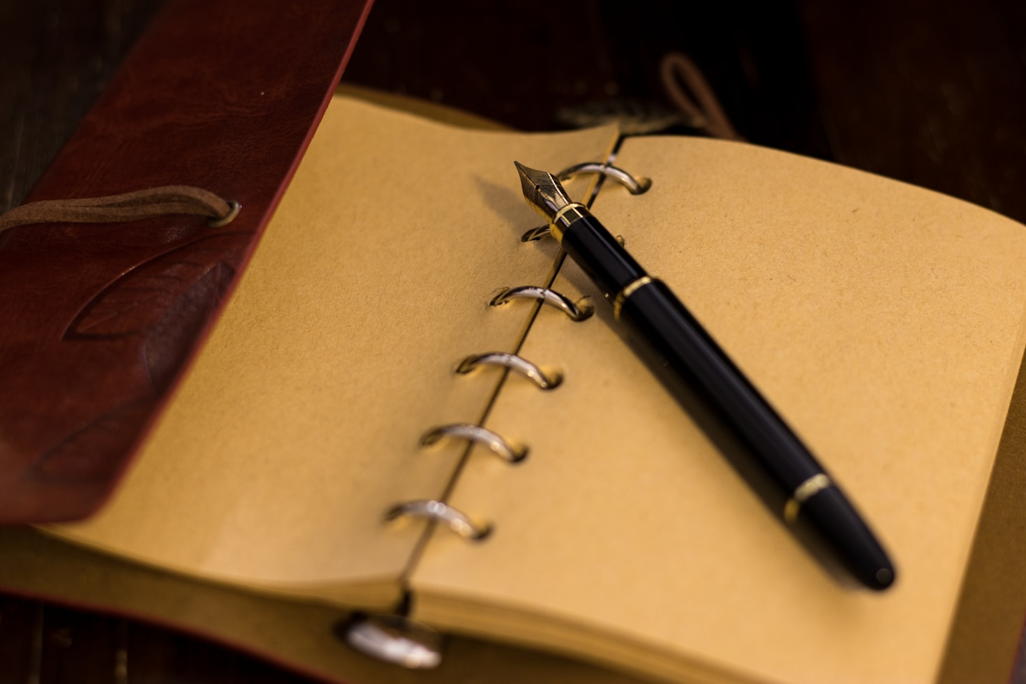 Identifying Authentic Vintage Fountain Pen Models